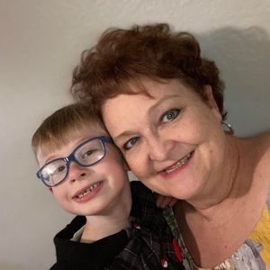 Meet your Posher, Kerri